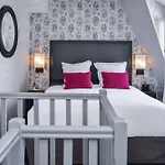 Maison Astor Paris, Curio Collection By Hilton Párizs