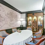 Maison Astor Paris, Curio Collection By Hilton Szálloda 4*