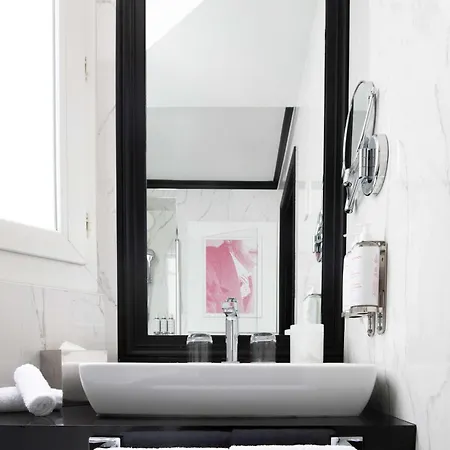 Maison Astor Paris, Curio Collection By Hilton