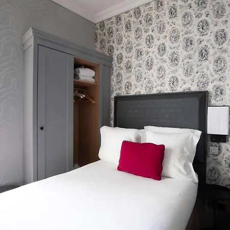 Hotel Maison Astor Paris, Curio Collection By Hilton 4*