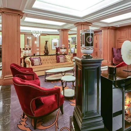 Hotel Maison Astor Paris, Curio Collection By Hilton 4*