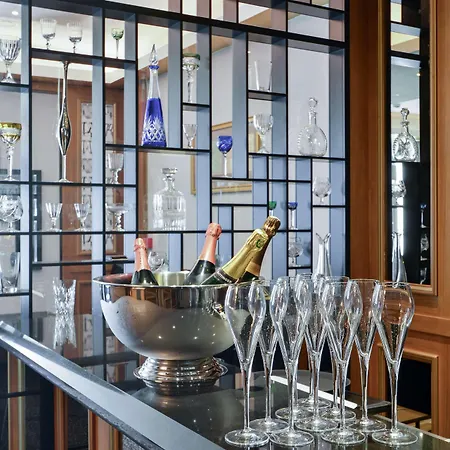 Hotel Maison Astor Paris, Curio Collection By Hilton Paris