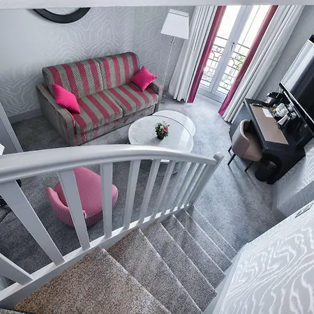 Hotel Maison Astor Paris, Curio Collection By Hilton 4*
