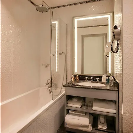 Maison Astor Paris, Curio Collection By Hilton Hotel Paris