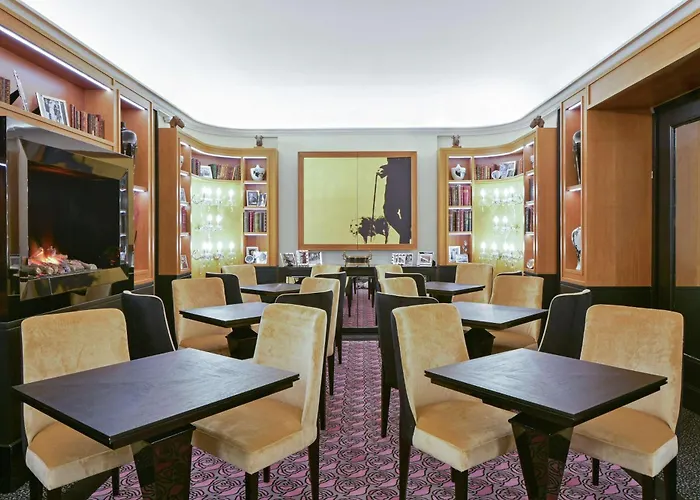 Maison Astor Paris, Curio Collection By Hilton Hotell 4*