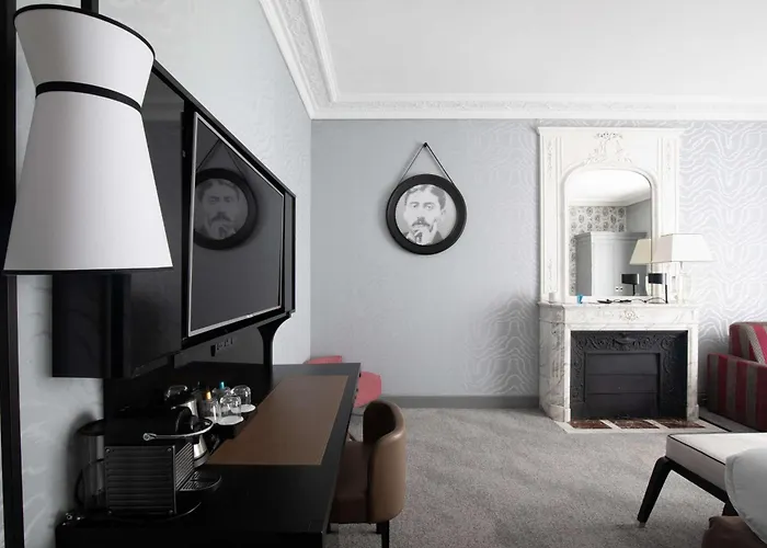 Hotel Maison Astor Paris, Curio Collection By Hilton Paris