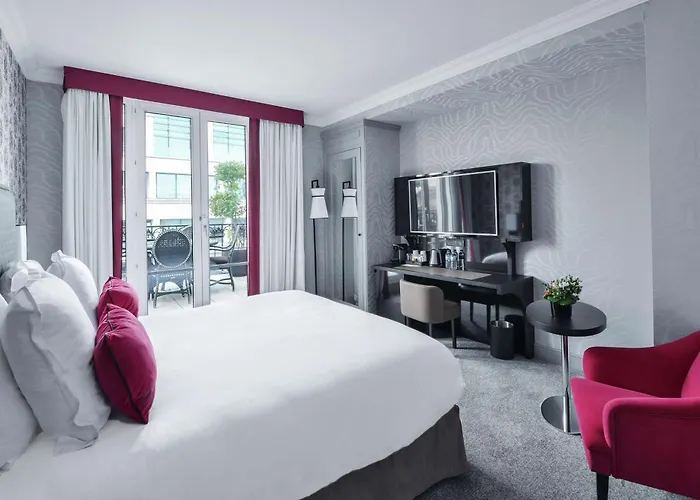 Maison Astor Paris, Curio Collection By Hilton 4* Paříž