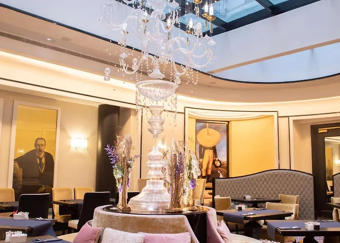 Maison Astor Paris, Curio Collection By Hilton Hotell 4*