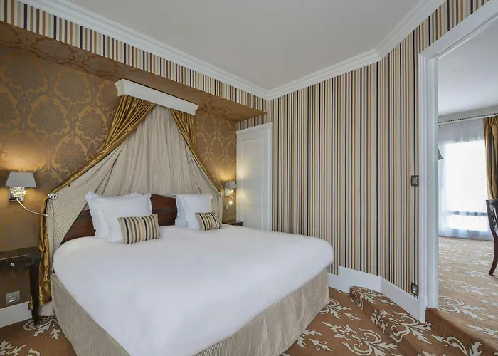 Maison Astor Paris, Curio Collection By Hilton Hotel Paříž