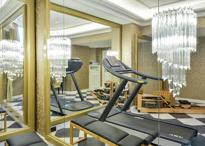 Maison Astor Paris, Curio Collection By Hilton Hotell 4*