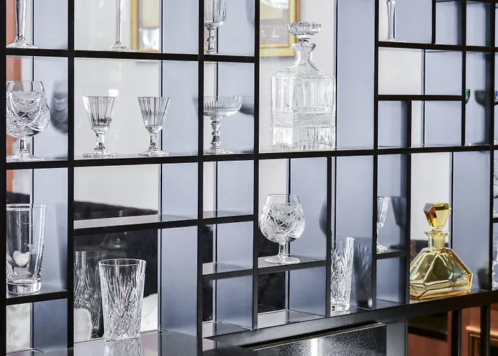 Hotel Maison Astor Paris, Curio Collection By Hilton