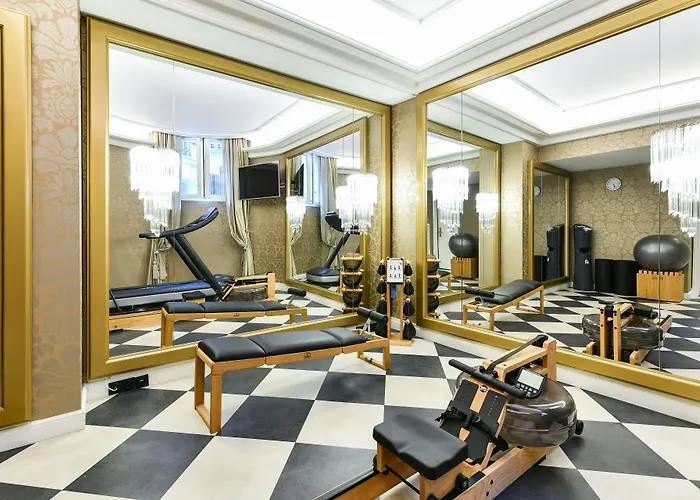 Maison Astor Paris, Curio Collection By Hilton 4*