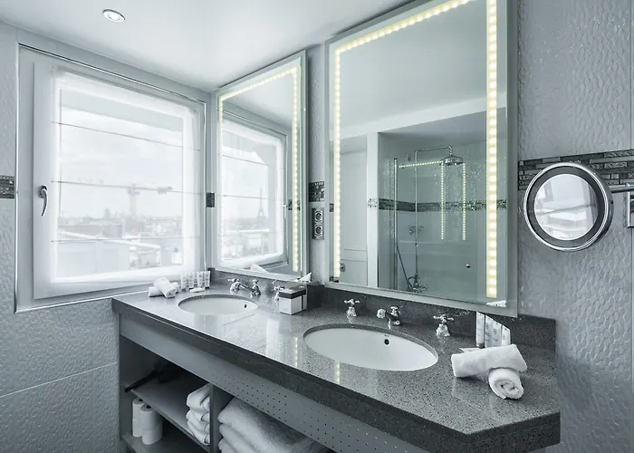 Maison Astor Paris, Curio Collection By Hilton Hotel 4*